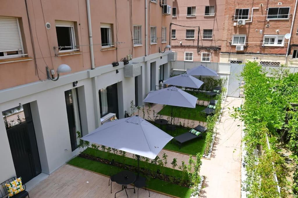 For Comodo De Un Gan5c Apartament Madryt