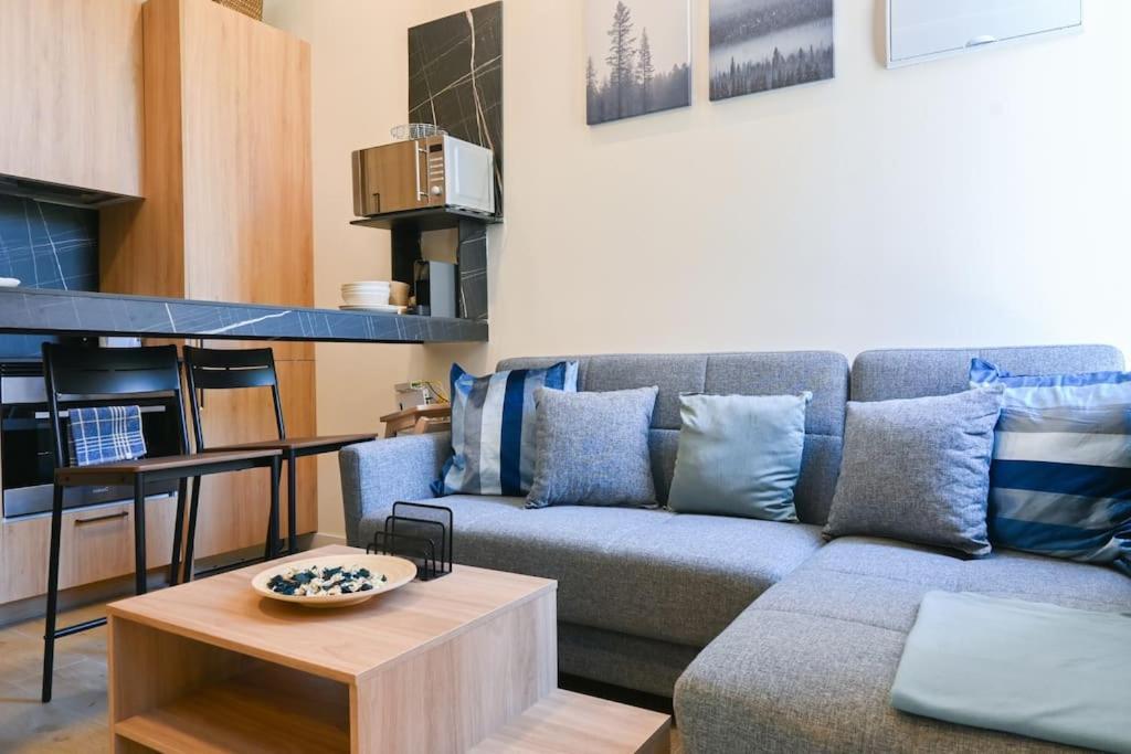 Apartament For Comodo De Un Gan5c Madrid